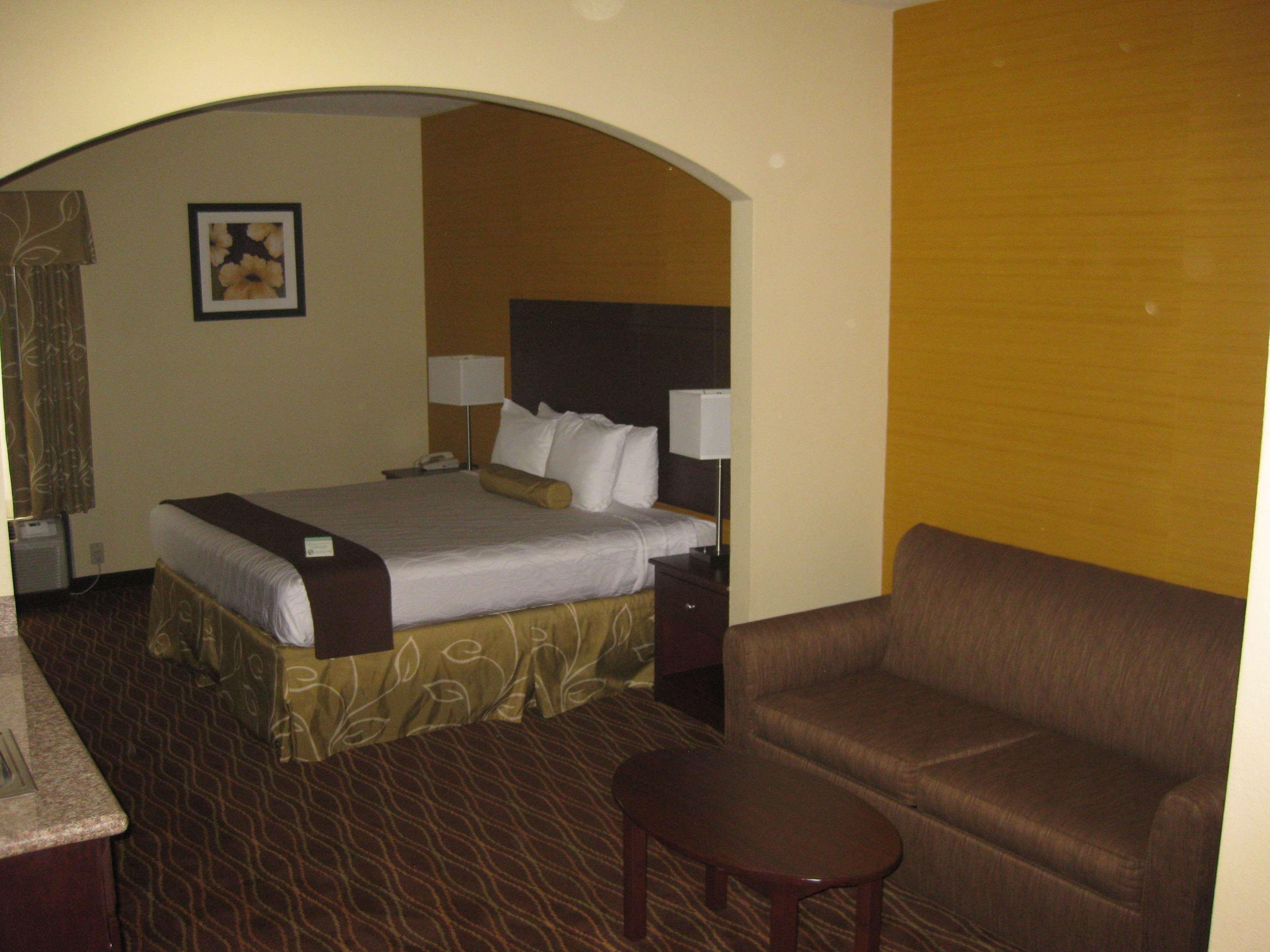Best Western Plus Airport Hotel