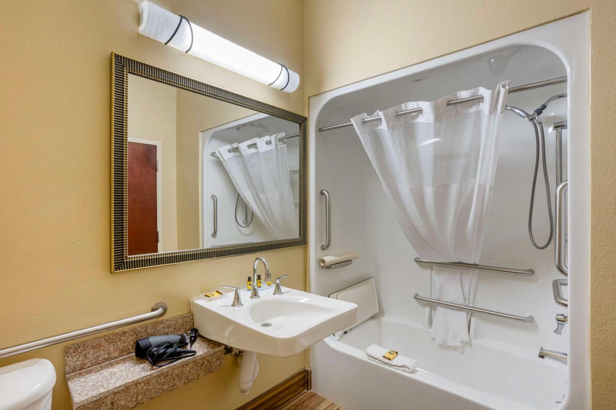 Western Airport Hotel Springfield