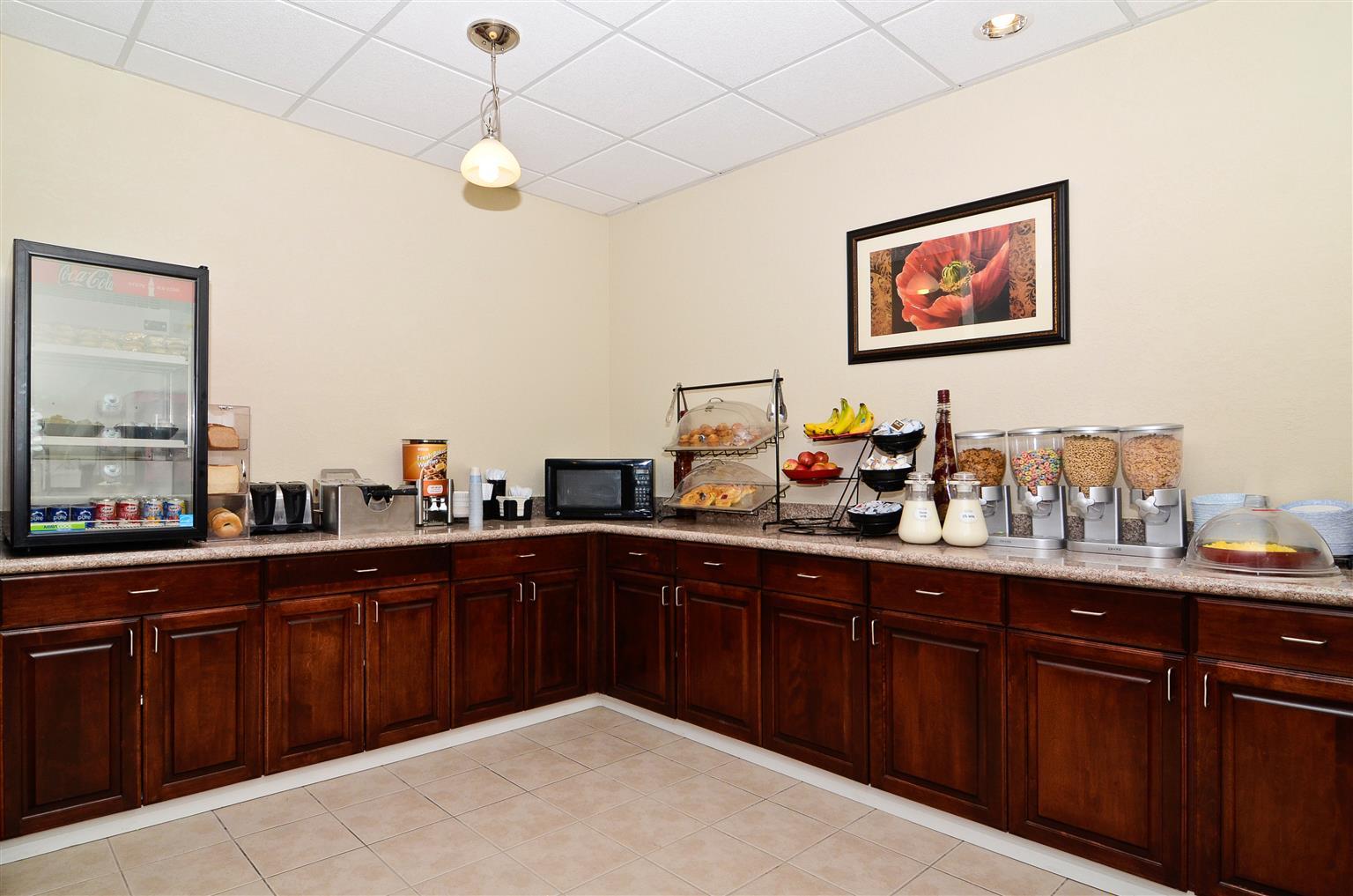Hotel Western Airport 3*
