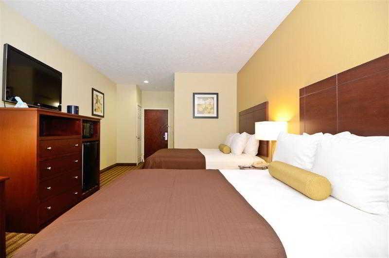 Best Western Plus Airport Hotel