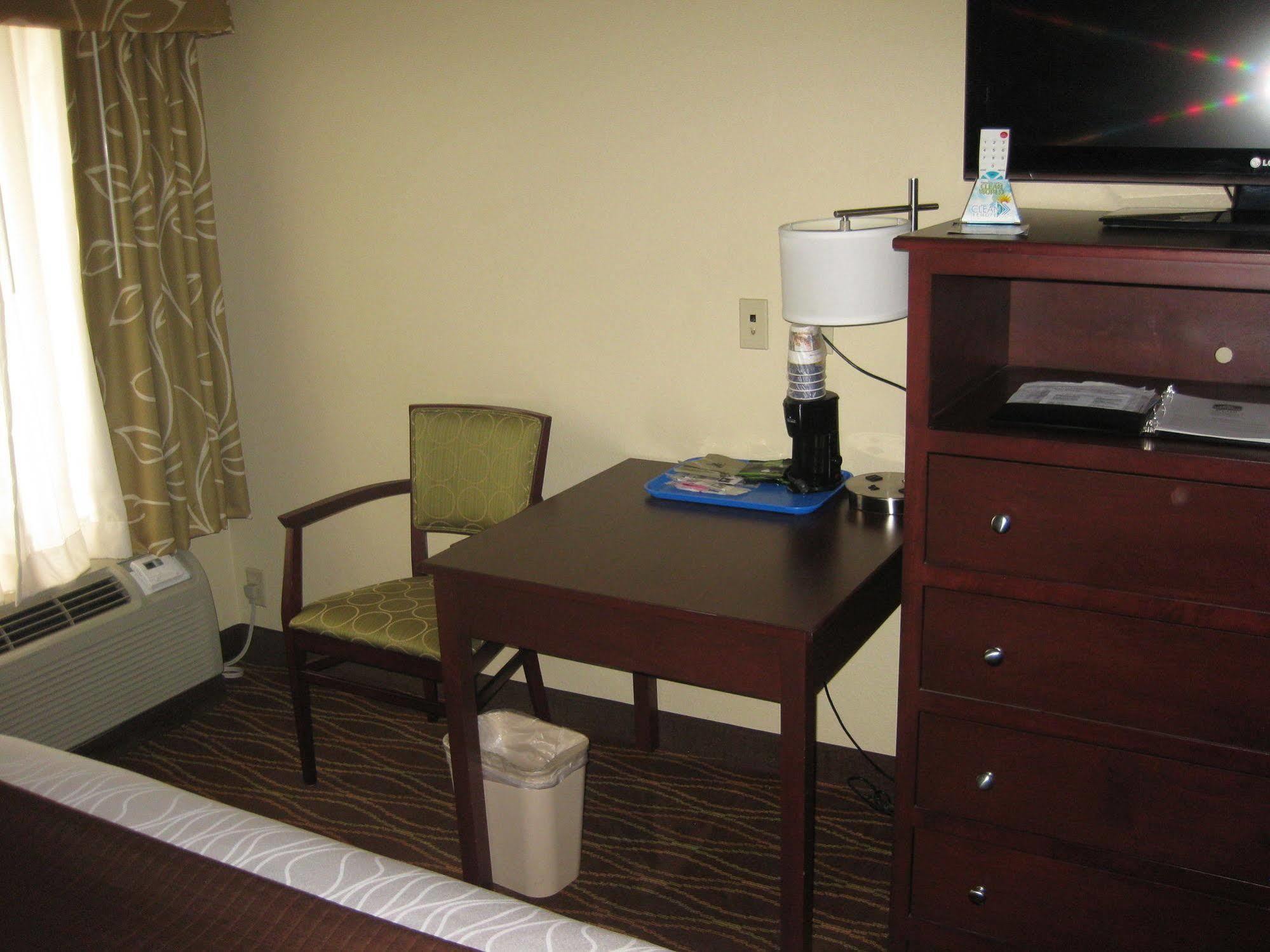 Western Airport Hotel Springfield